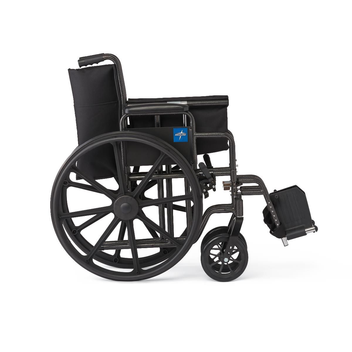 Silla de ruedas Medline de 18" con reposapiés