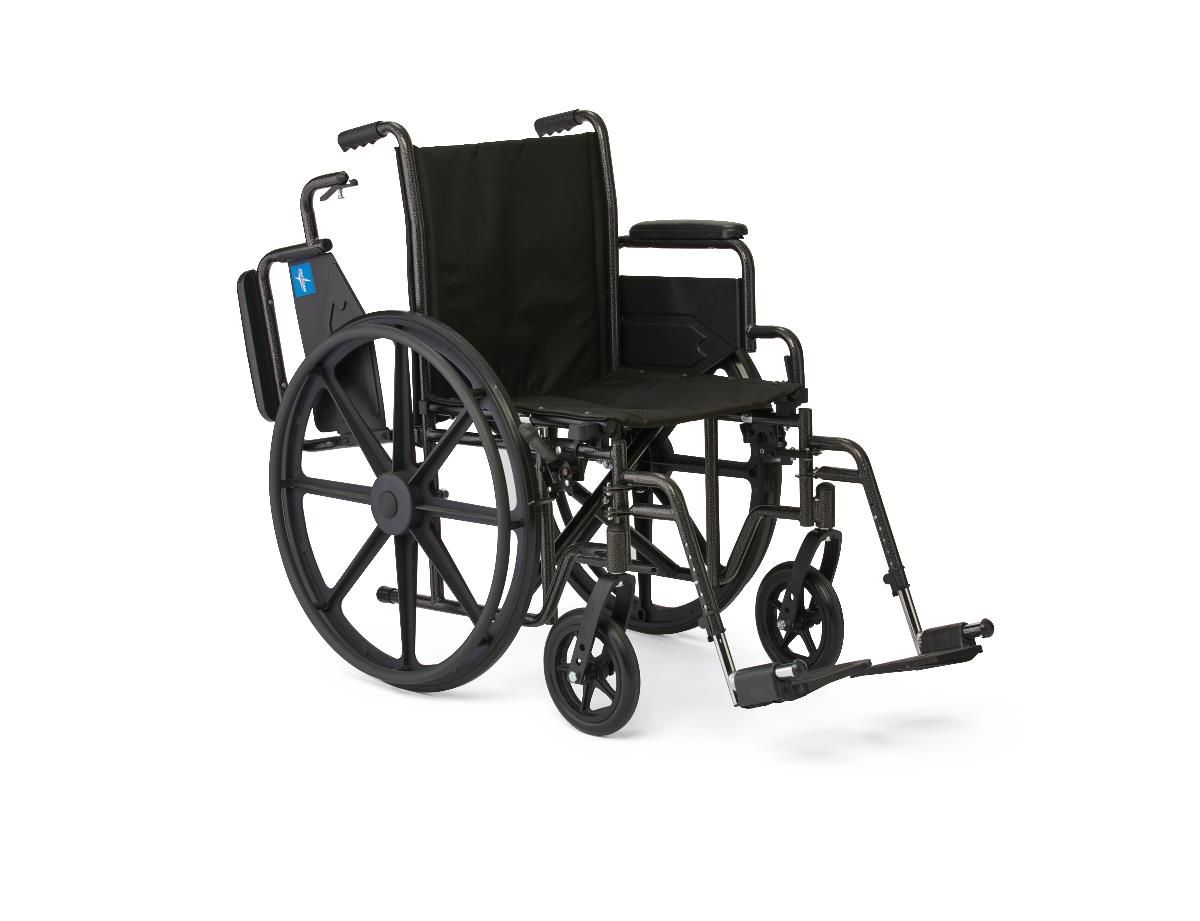 Silla de ruedas Medline de 18" con reposapiés