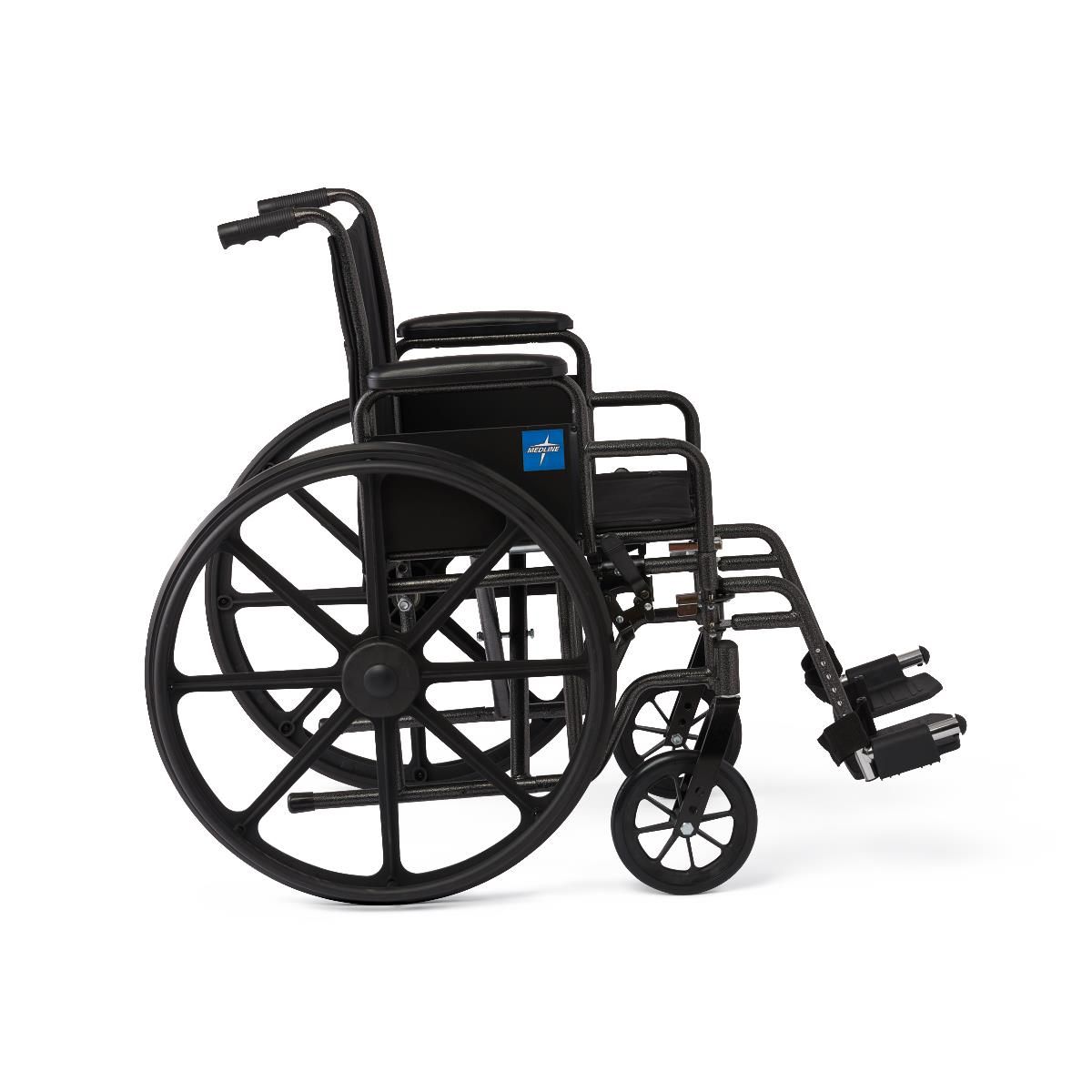Silla de ruedas Medline de 18" con reposapiés