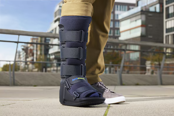 Bota para caminar Ankle Walker: longitud corta o larga